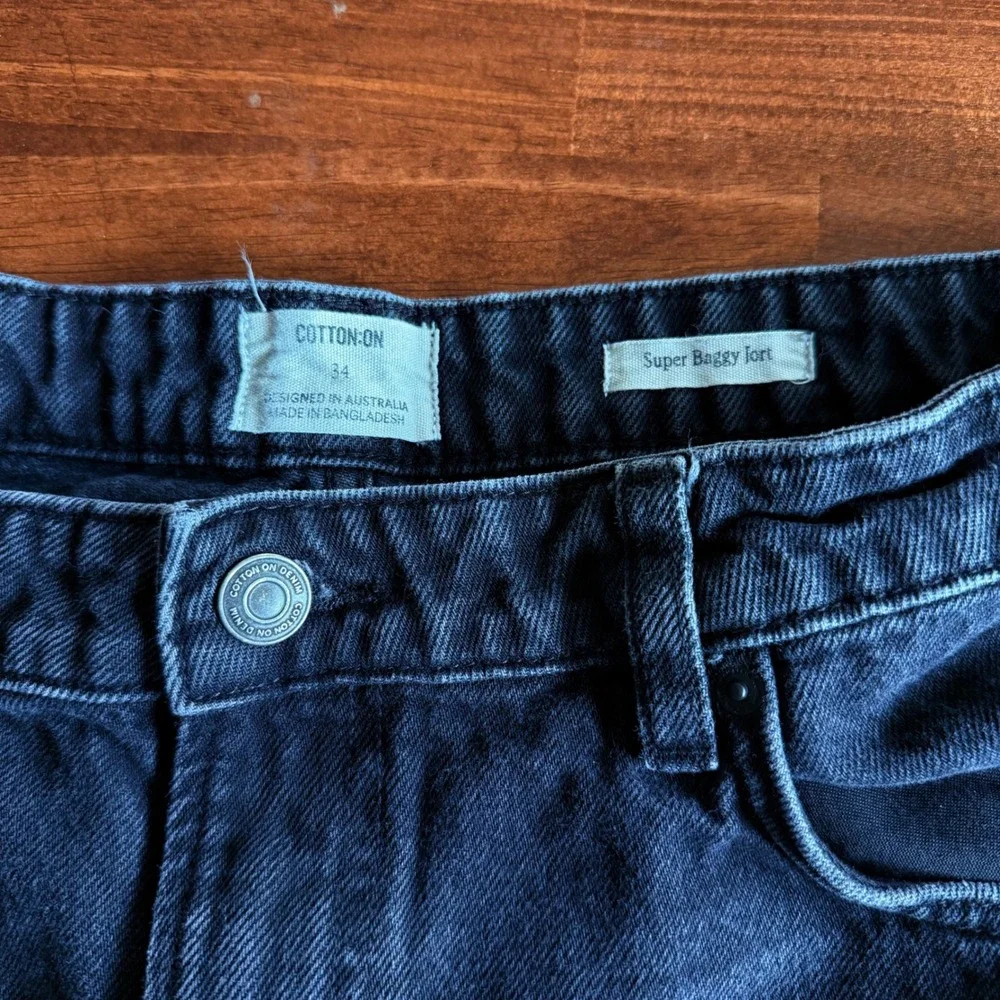 Cotton On Mens Super Baggy Jorts Washed Black Denim Shorts Size 34